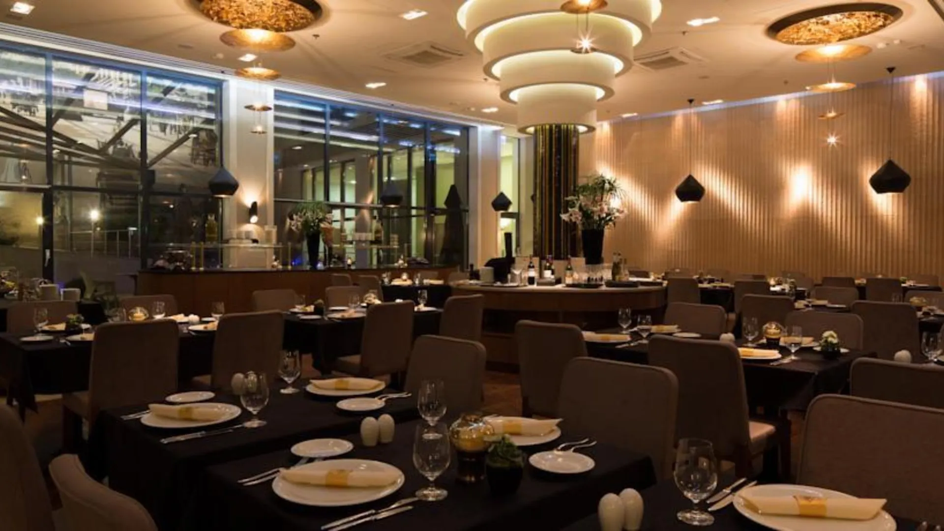 Continental Hotel Budapest 4*,