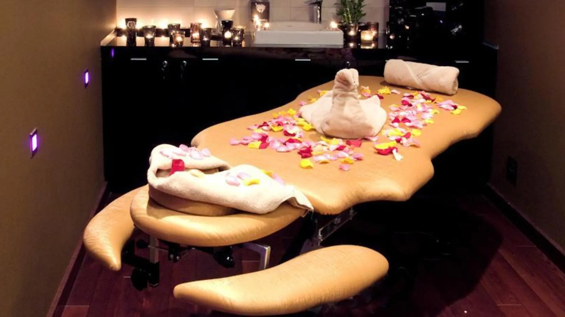 Continental Hotel Budapest 4*,