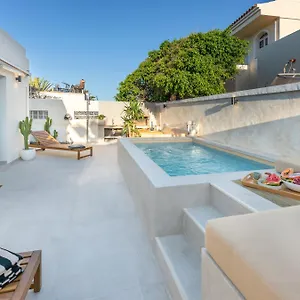 Urban Chill Private Pool By Holidays , Corralejo España