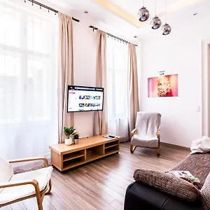 Apartment Bpr D8 Premier