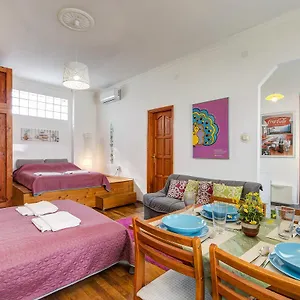 Near The Heroes Square Apartment