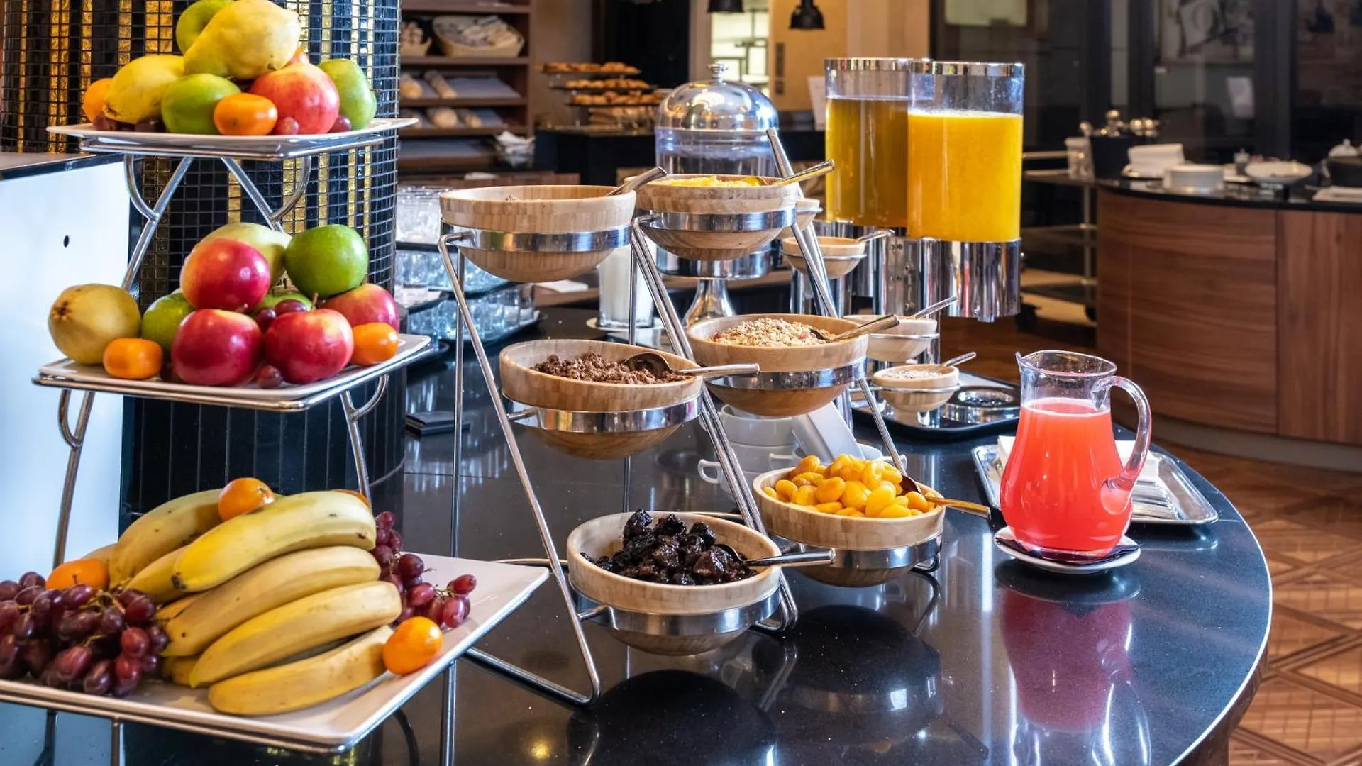 Continental Hotel Budapest 4*,